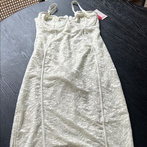 Popilush White lace dress built in shapewear